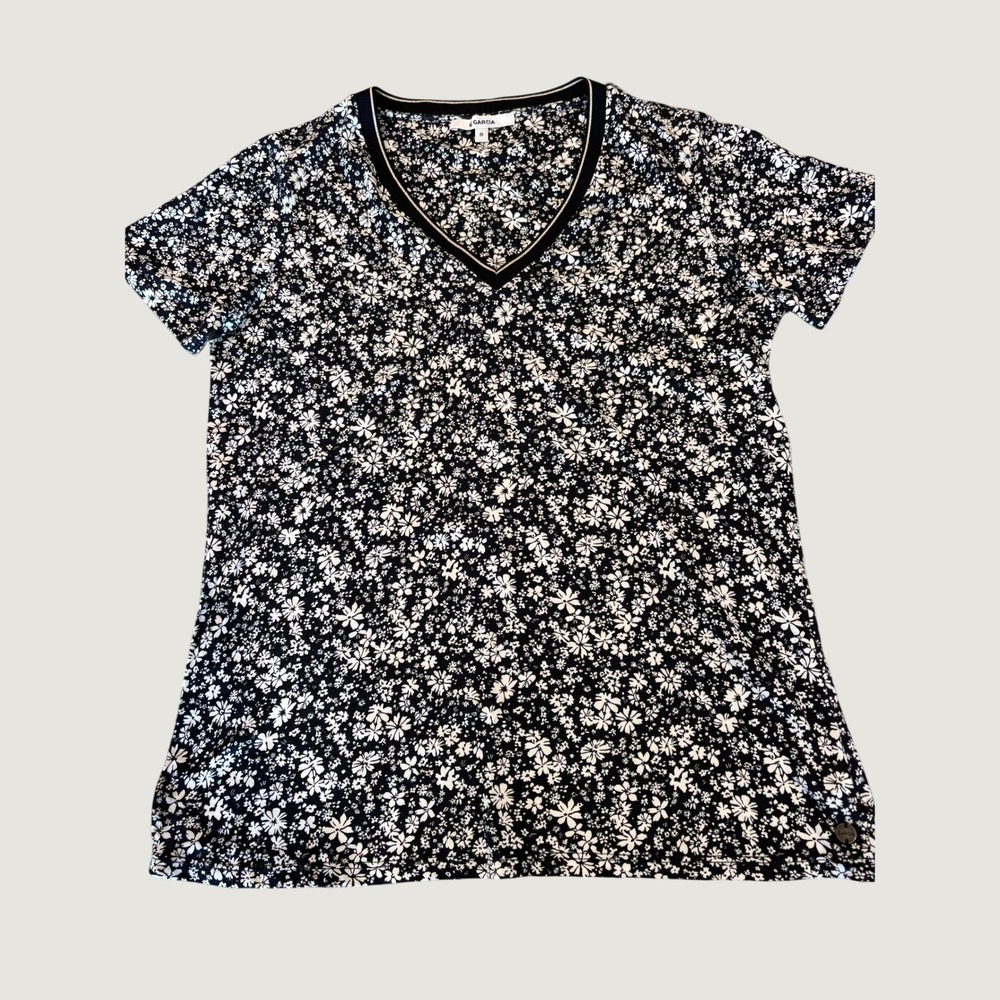 Garcia womens' black white floral ditsy V-neck cotton modal tee sz Medium garden